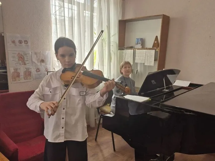 dd572537-61f9-4204-acf1-48bfc5b5e63c