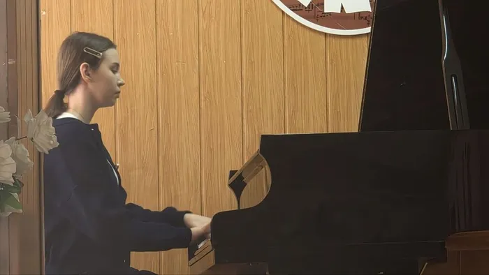 e6df7aea-9ff5-4b57-b14d-71fc24694fd2