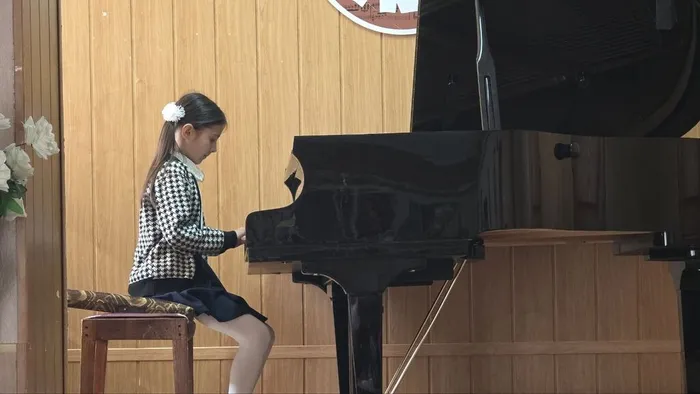 f5bf4153-cc03-49c1-b41d-c42c9ea4758b