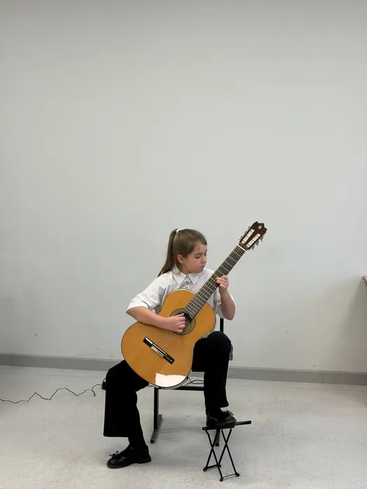 11cd49e9-c6ec-45a5-b88d-59165ef404ce